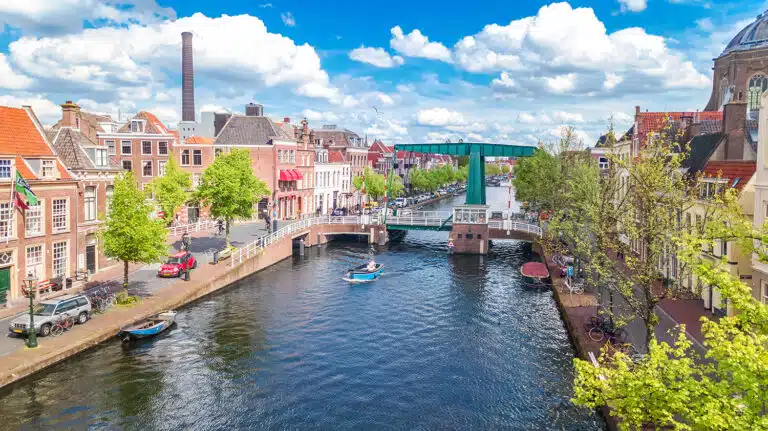 Over Leiden